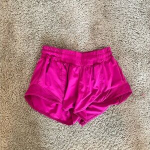 Women's Pink Lululemon Hotty Hot 2.5 inches Shorts